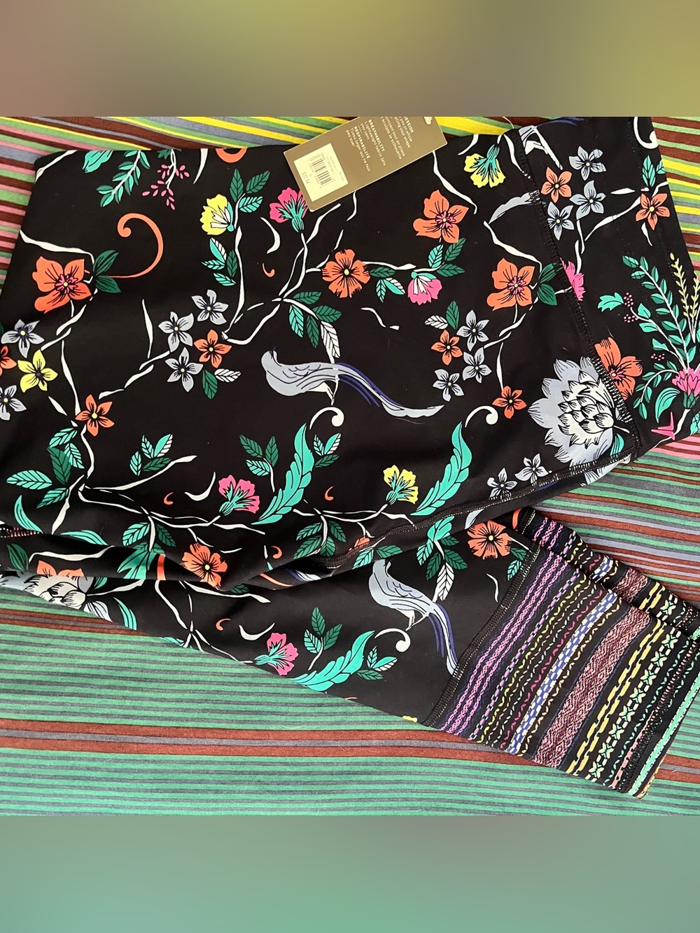 Old Navy Dark blue Floral Leggings NWT